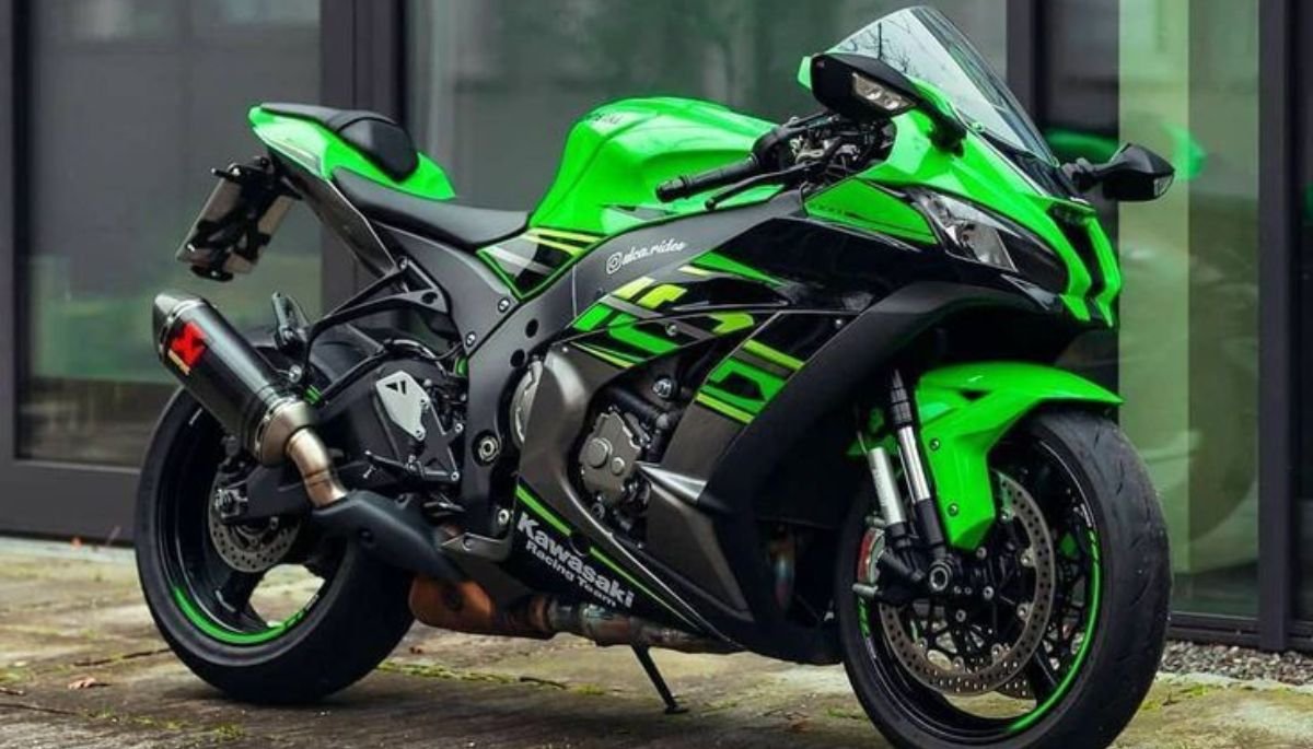 Kawasaki Ninja 300 Features