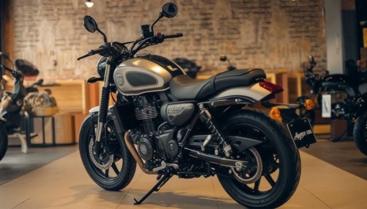 Bajaj Avenger 400